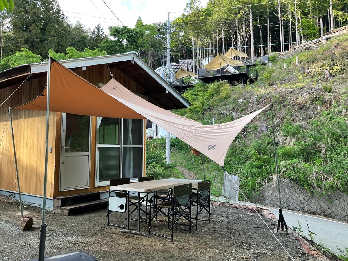 Hotel Retreat Camp Mahoroba Fujikawaguchiko Exterior foto